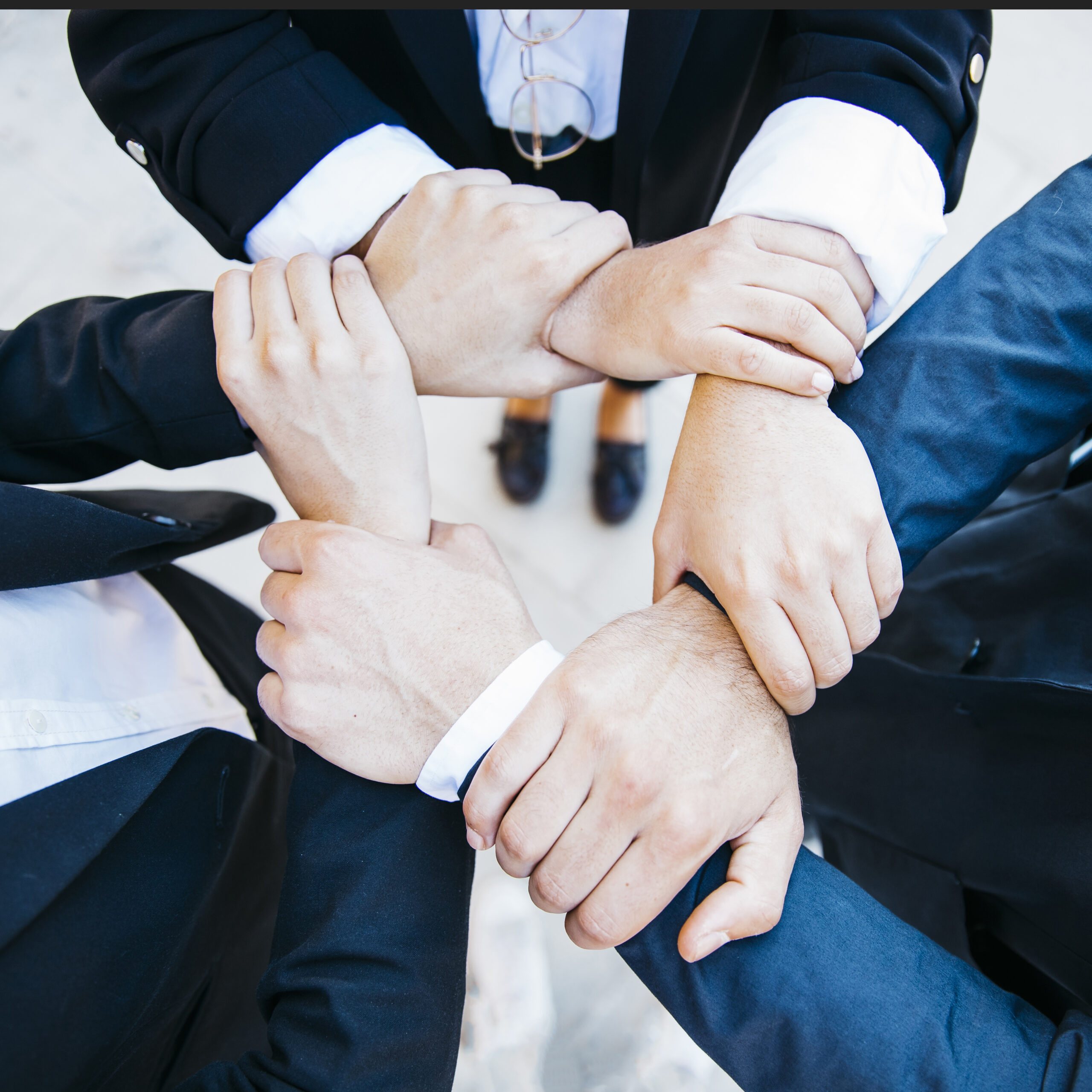 teamwork-concept-with-hands